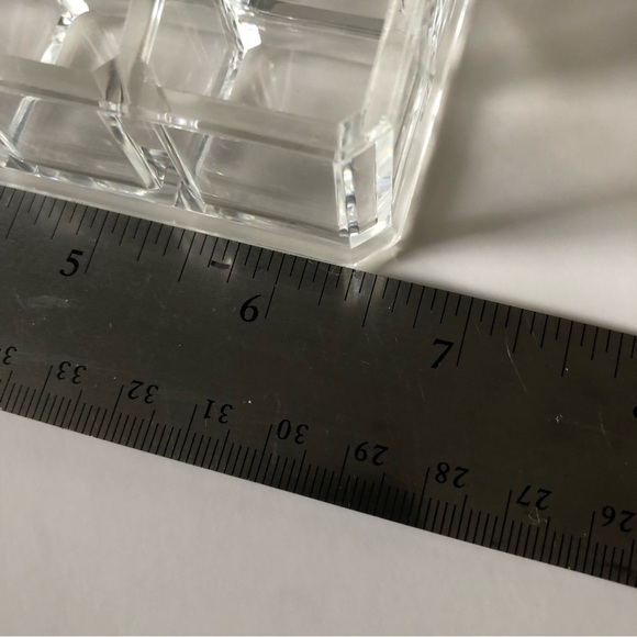 Free with purchase - Picture 3 of 6